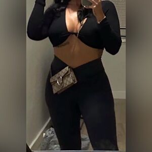 Aerie: Leggings v cut in the waist